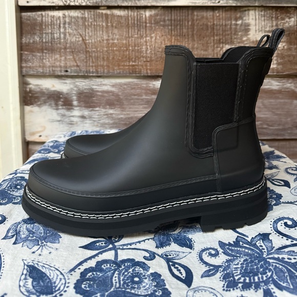 🖤NEW🖤 HUNTER Refined Stitch Detail Chelsea Boot - Picture 1 of 11